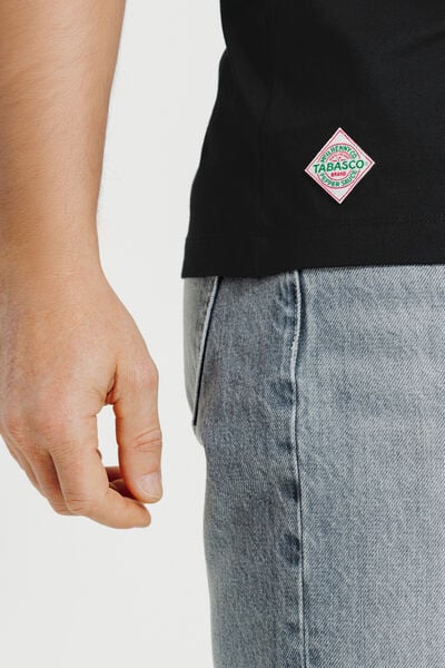T-shirt met borstprint Tabasco-licentie