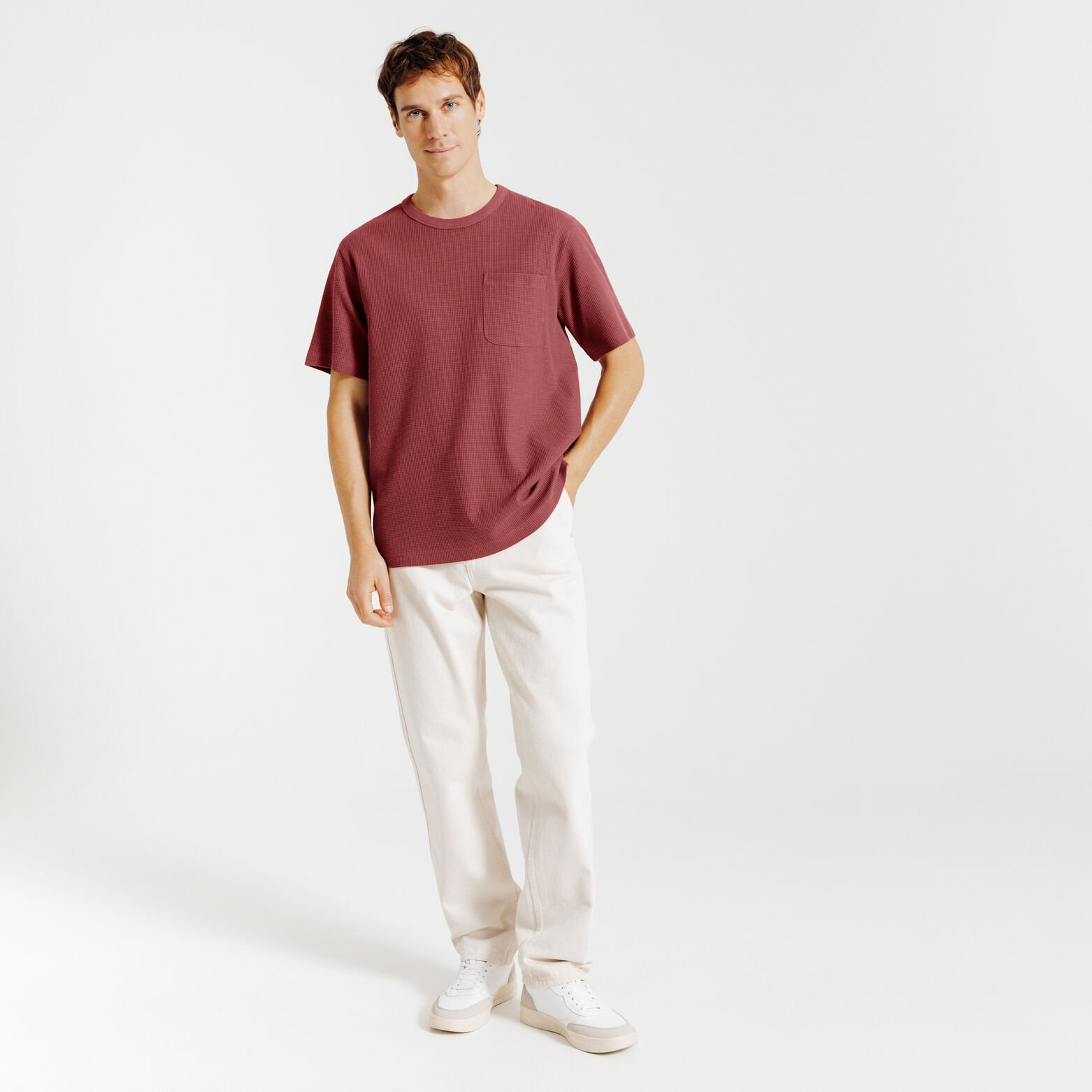 Tee shirt mati&egrave;re gaufr&eacute;e