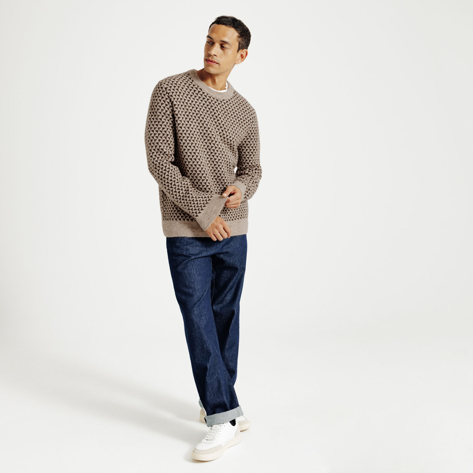 Pull col rond jacquard damier