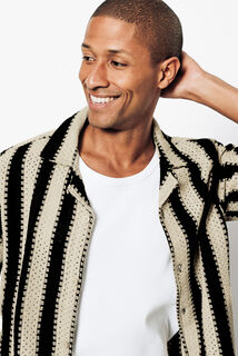 Chemisette en crochet col requin