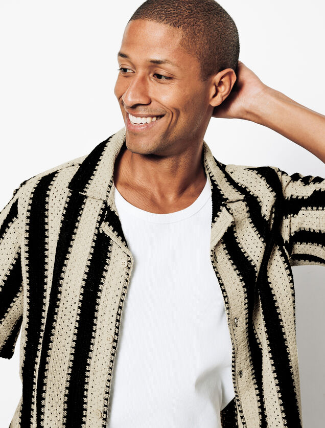 Chemisette en crochet col requin