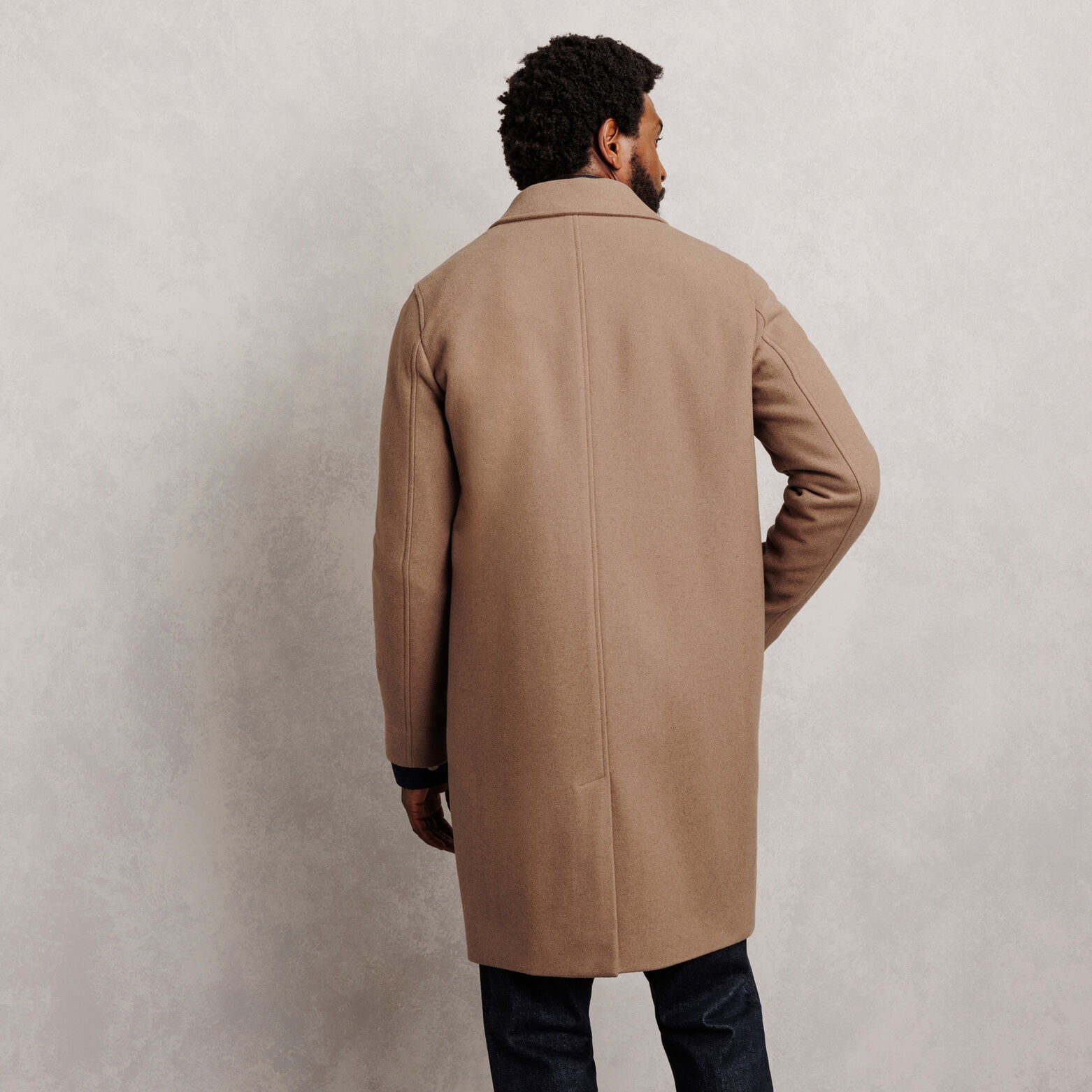 Manteau contenant de la laine col tailleur