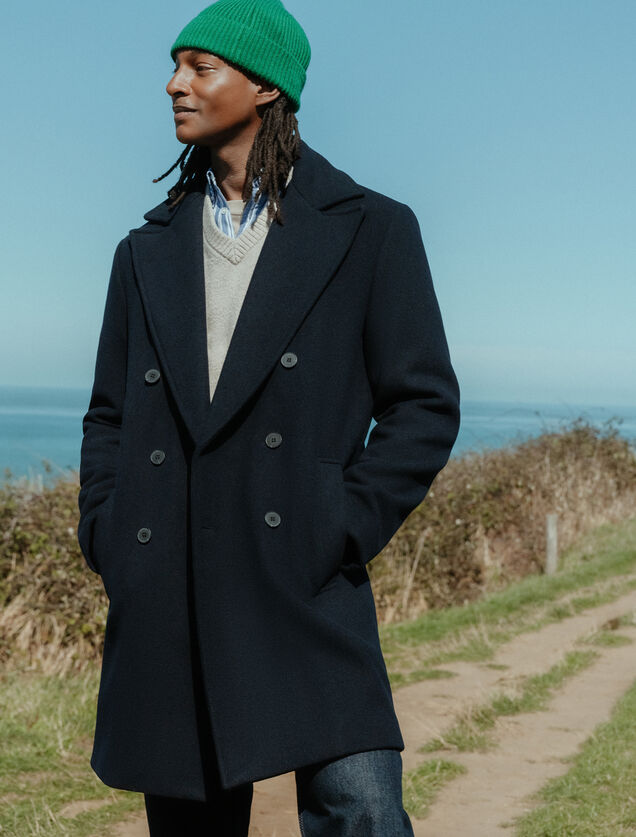 Lange wintermantel, gekruiste knoopsluiting