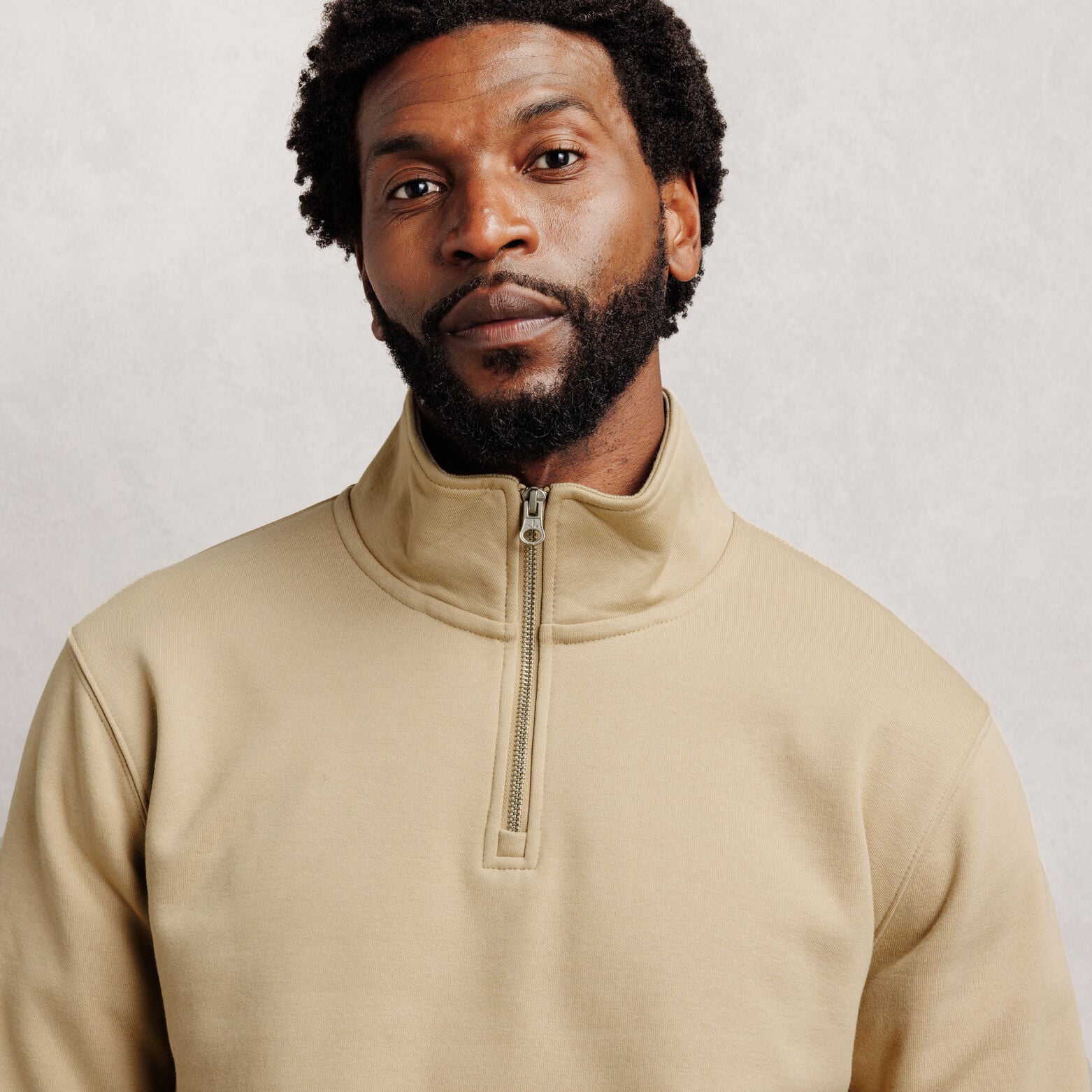 Sweat col montant zipp&eacute; molleton uni