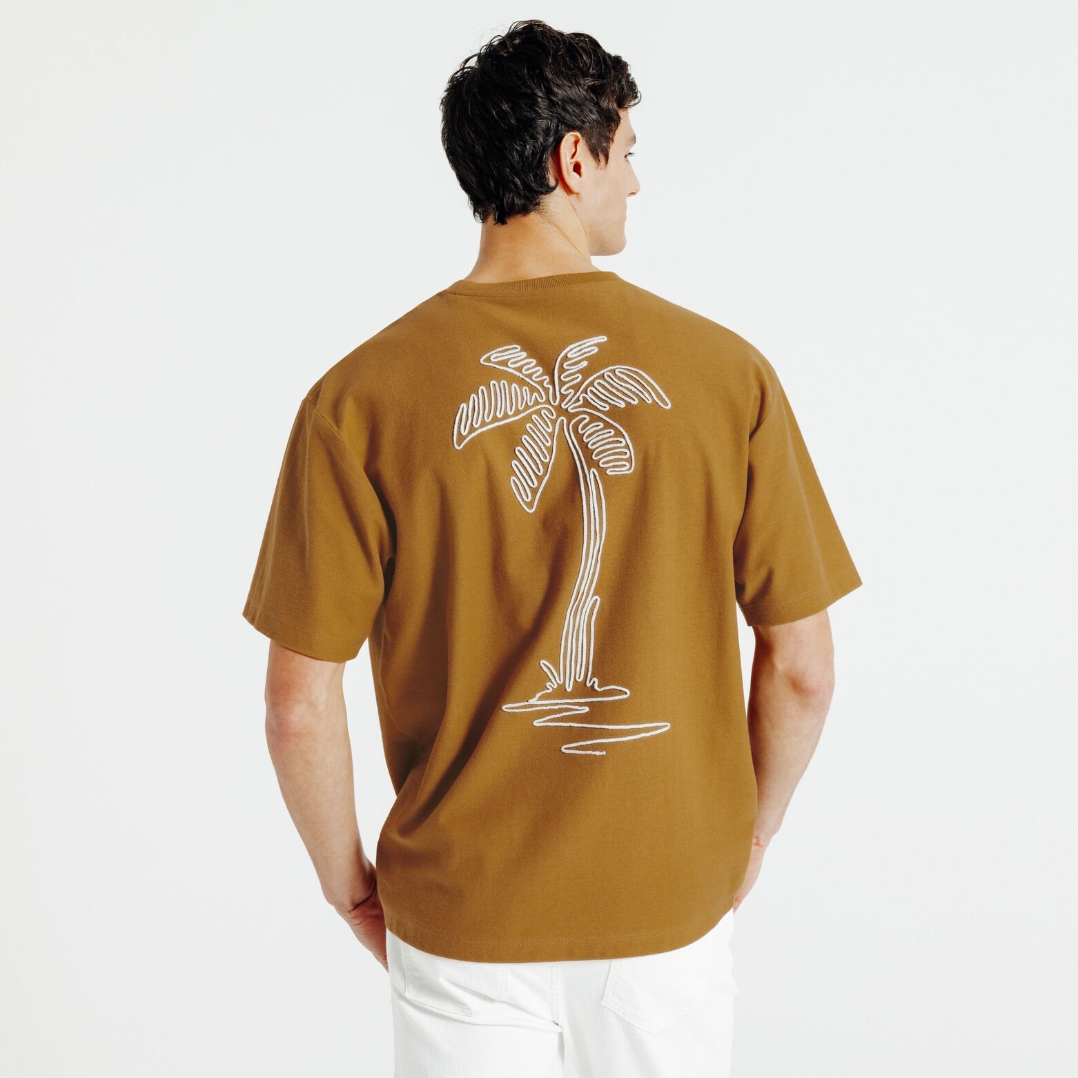 T-shirt in fantasiestof, borduursel voor- en achte