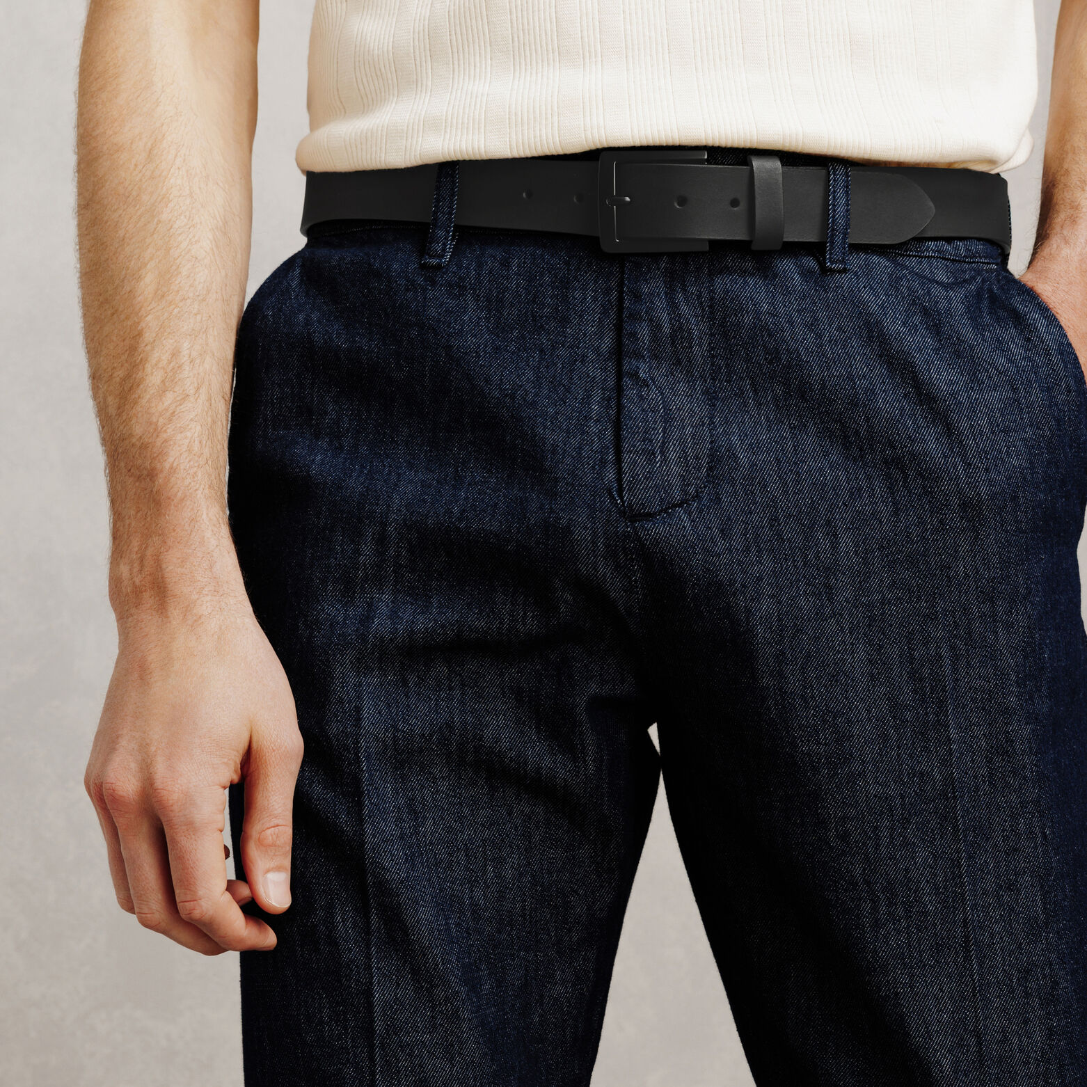 Ceinture en cuir &agrave; boucle