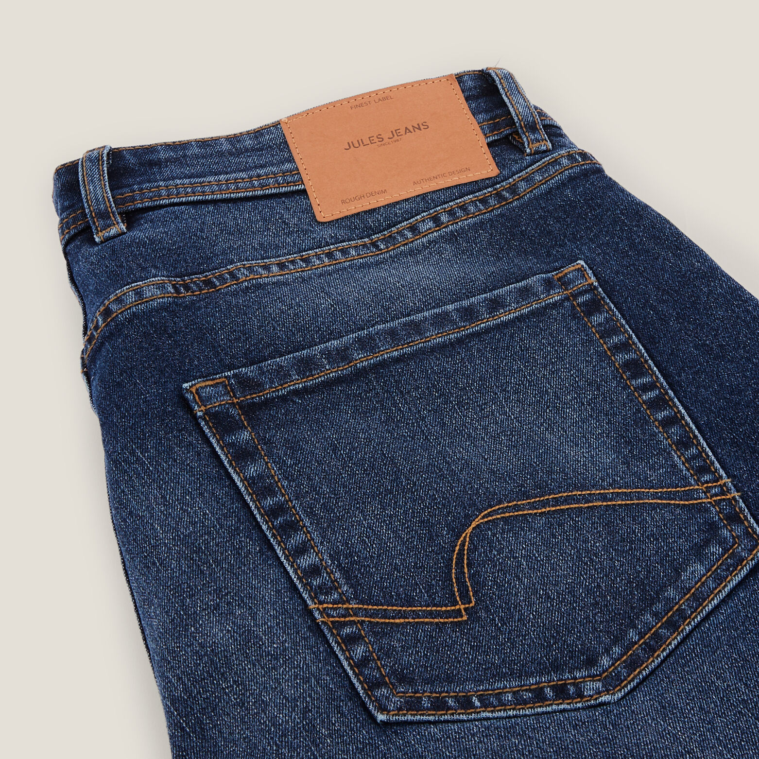Relax jeans in gerecycled katoen en polyester