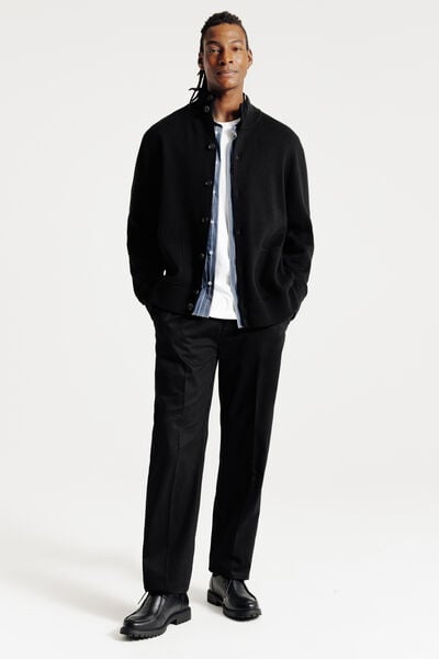 Gilet boutonn&eacute; col montant