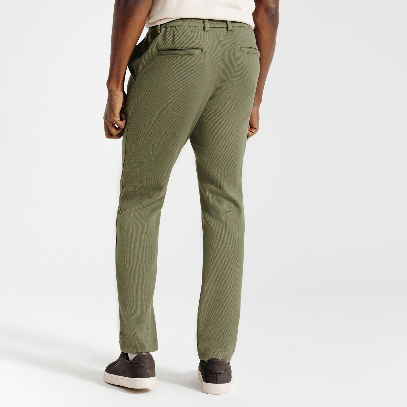 Pantalon chino tapered maille