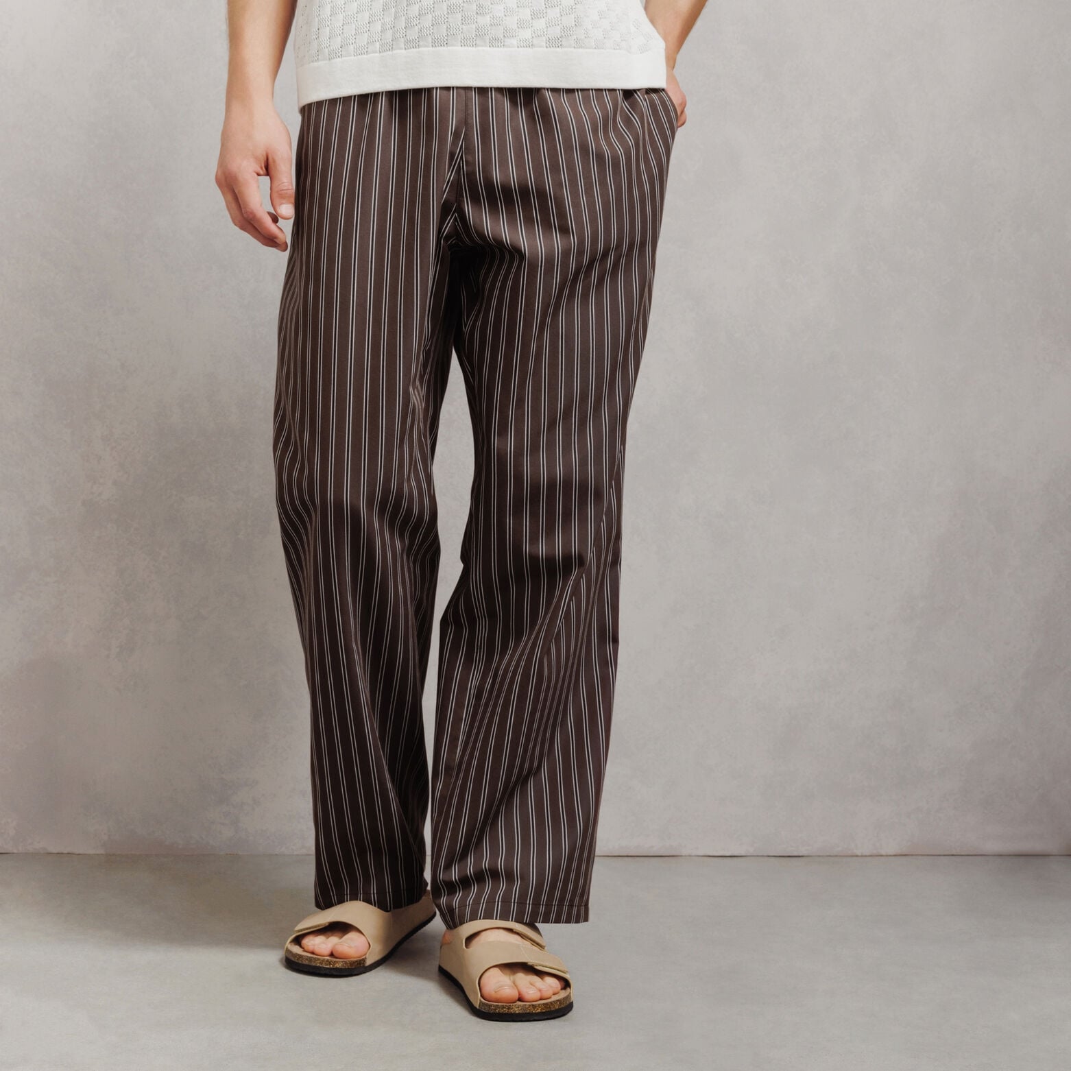 Pantalon loose taille &eacute;lastiqu&eacute;e ray&eacute;
