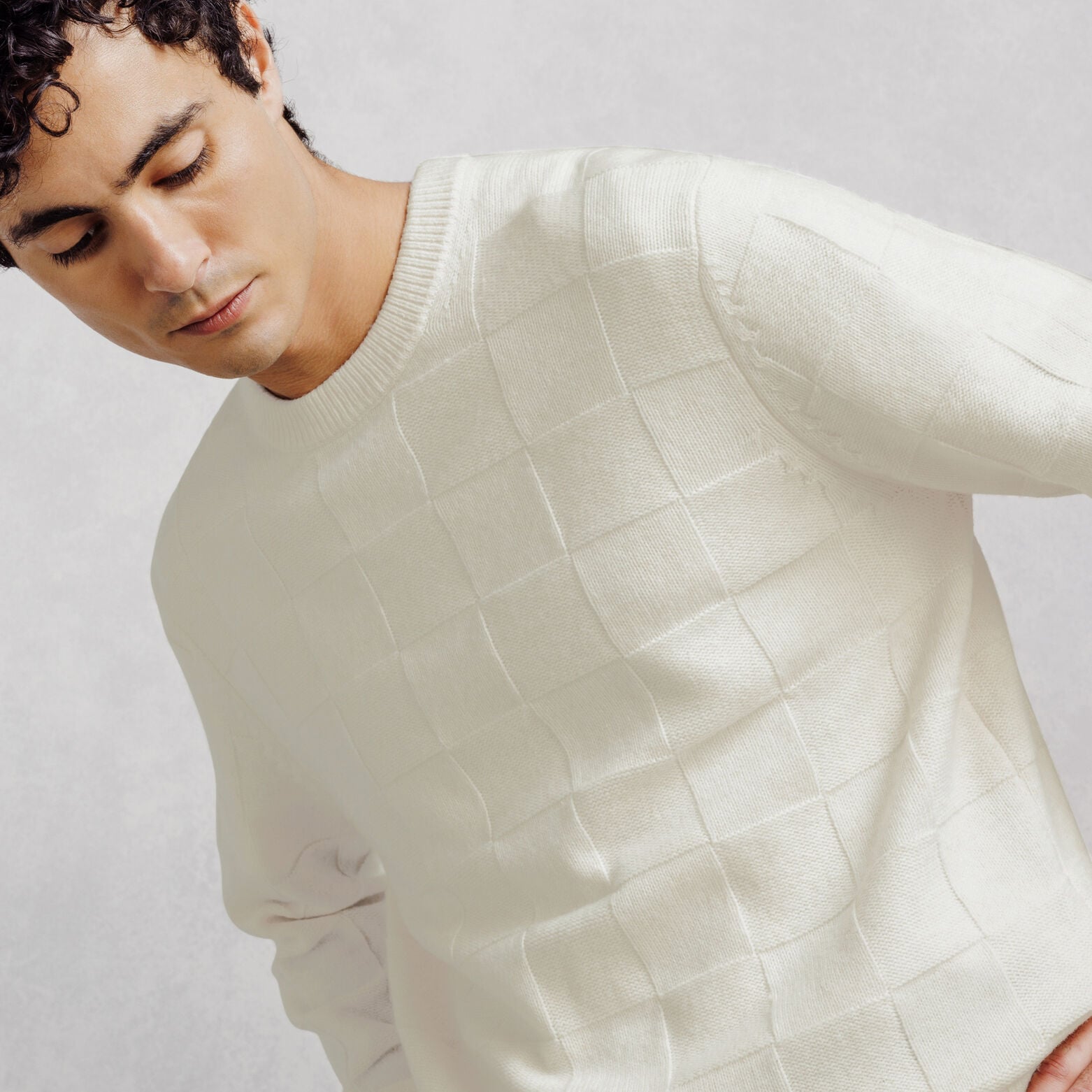 Pull col rond damier