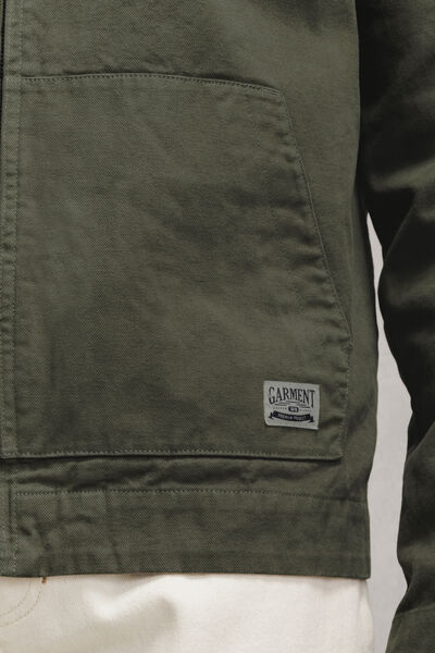 Veste zipp&eacute;e col chemise en velours