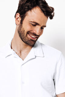 Chemisette en maille boucl&eacute;e col requin