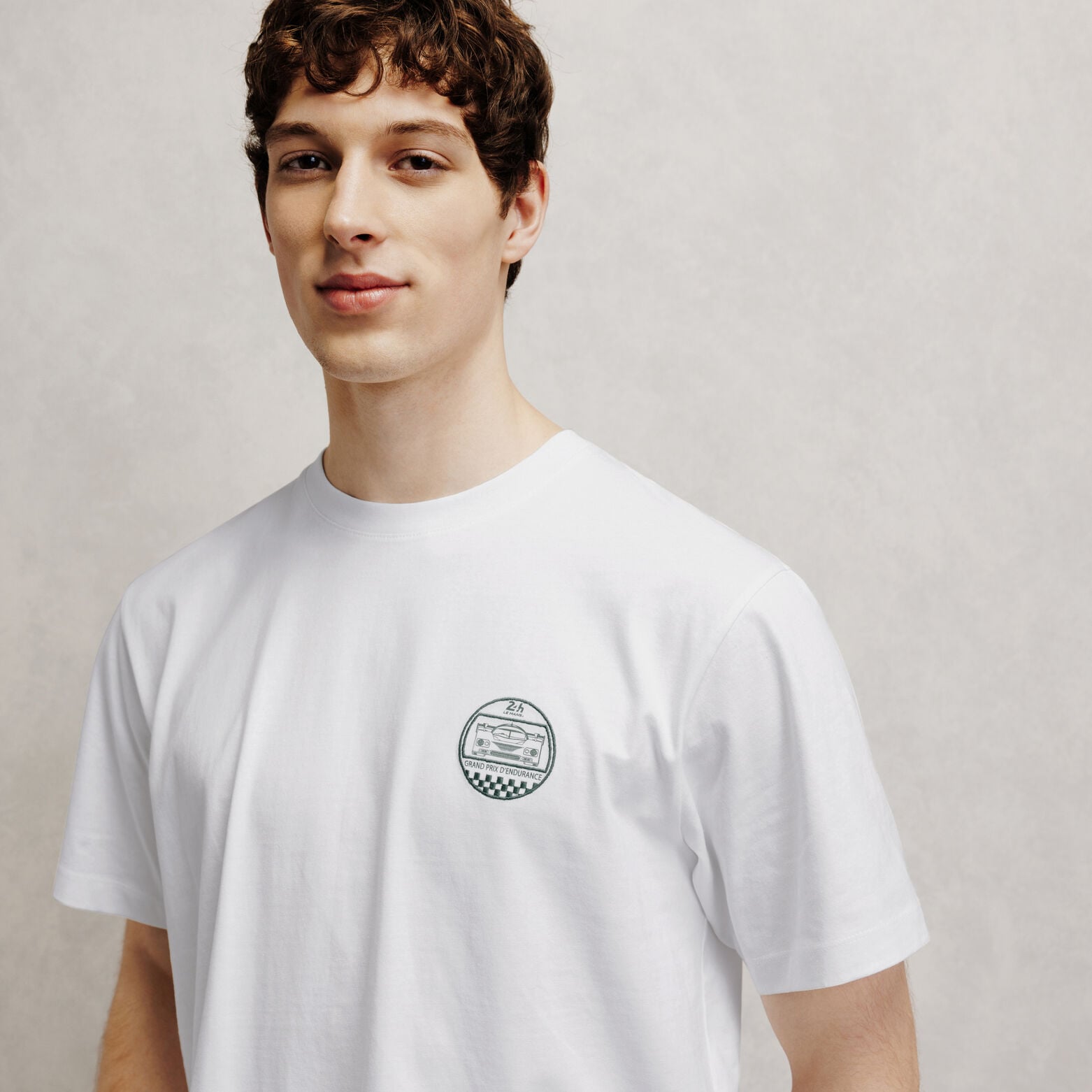 Tee shirt imprim&eacute; et brod&eacute; licence 24H le Mans