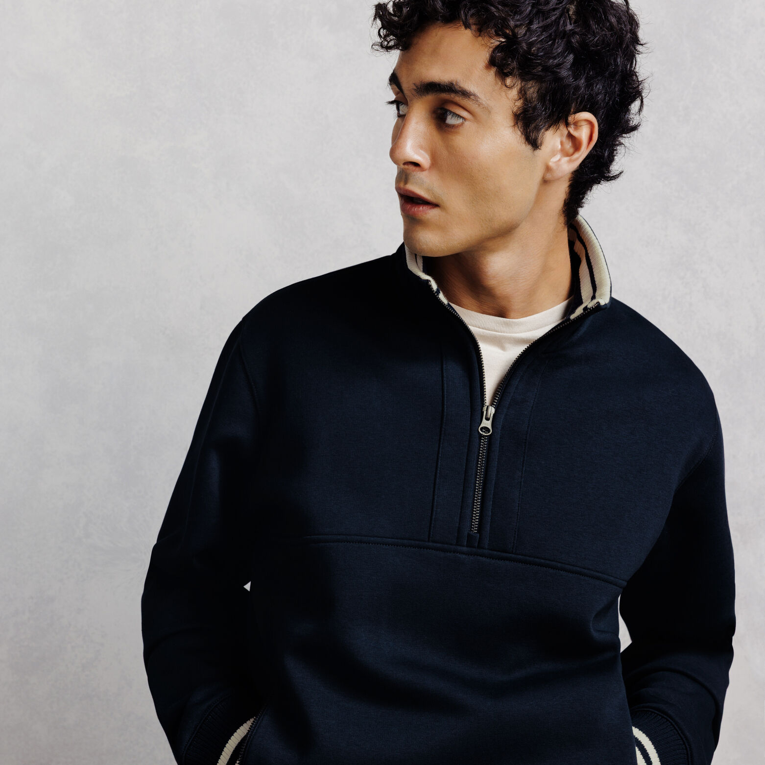 Sweater met rits, opstaande kraag, contrastboord