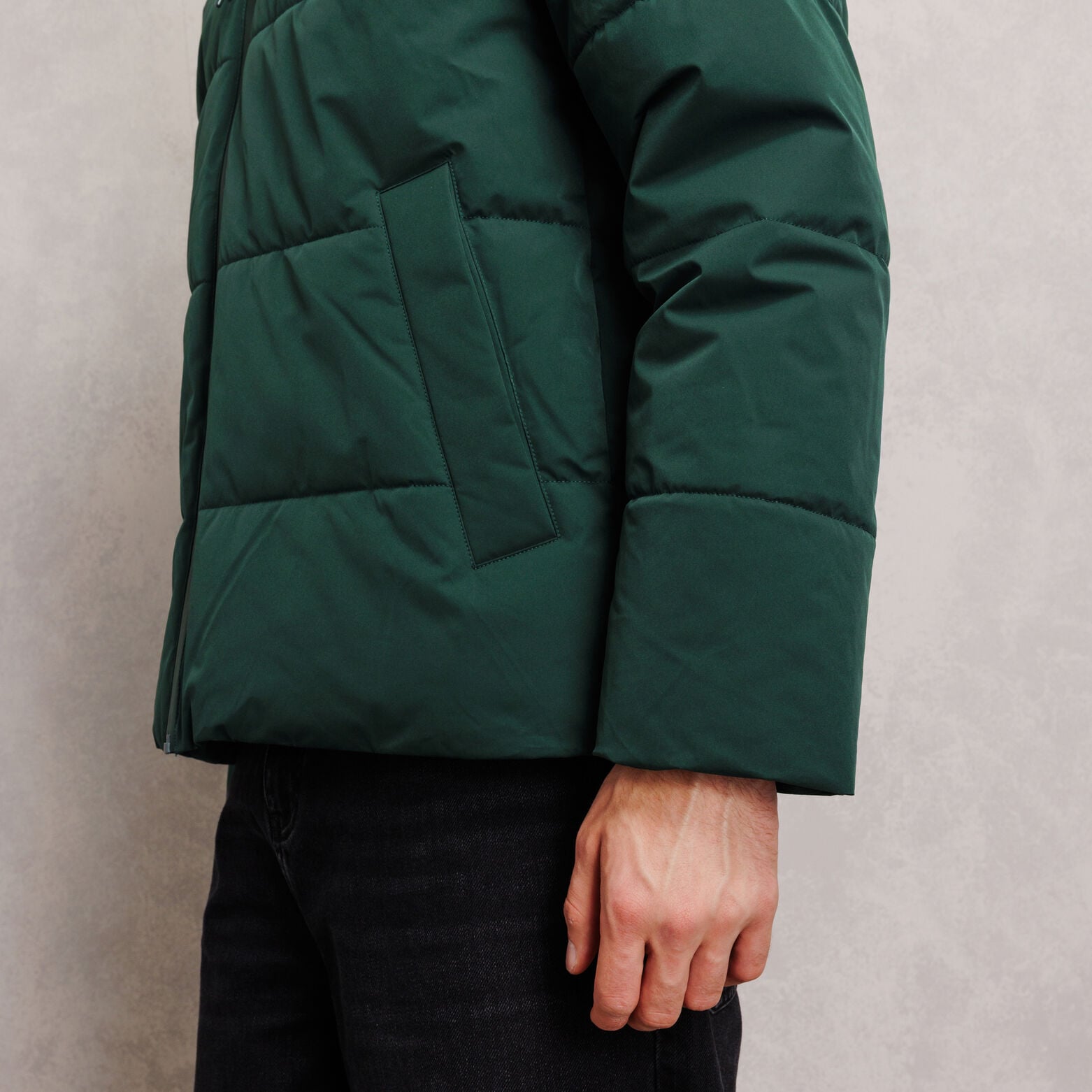 Doudoune &agrave; capuche mati&egrave;re waterproof