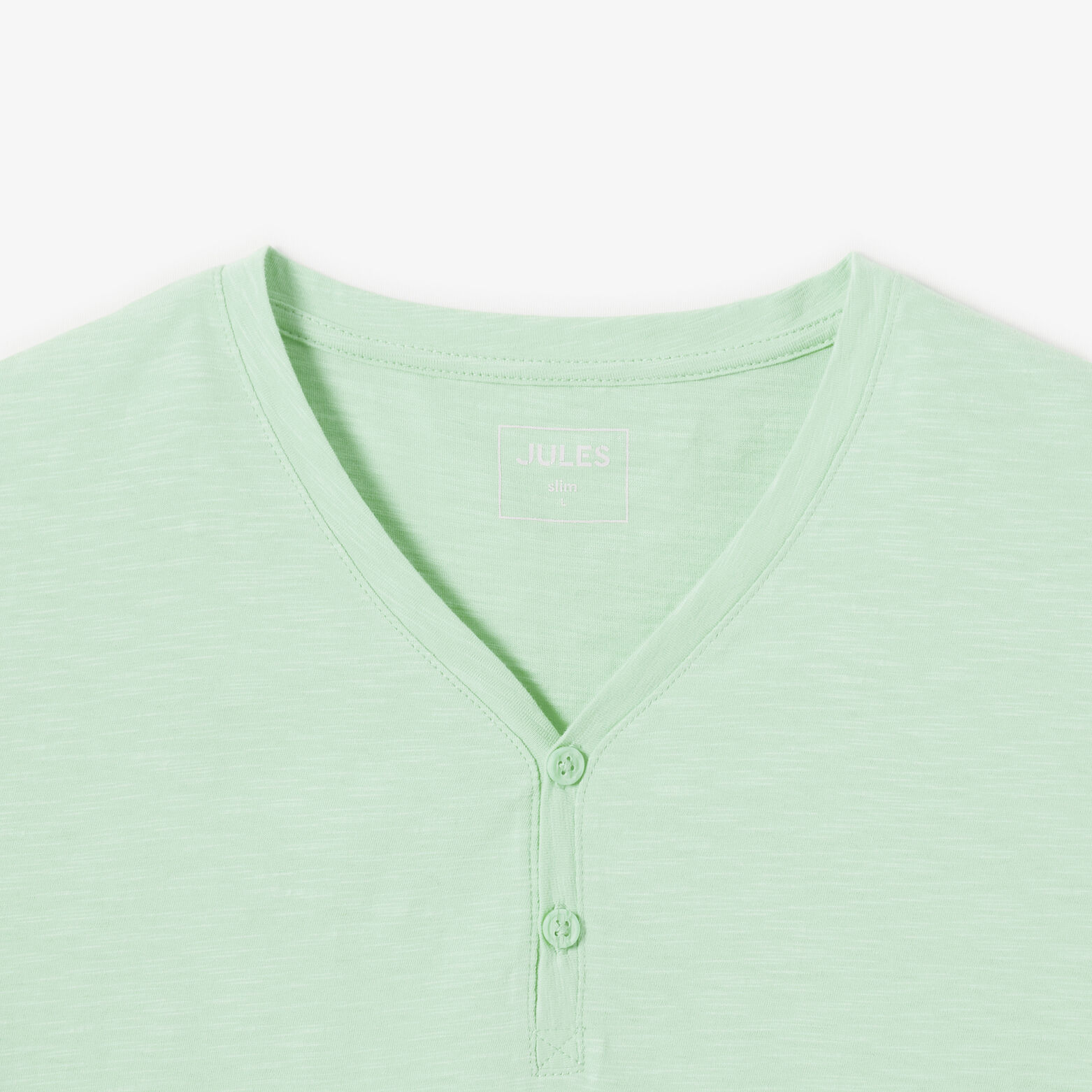 Tee shirt col tunisien en mati&egrave;re flamm&eacute;e