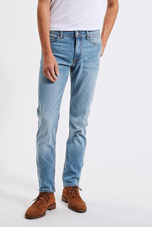 Jean straight en coton et polyester recycl&eacute;s water