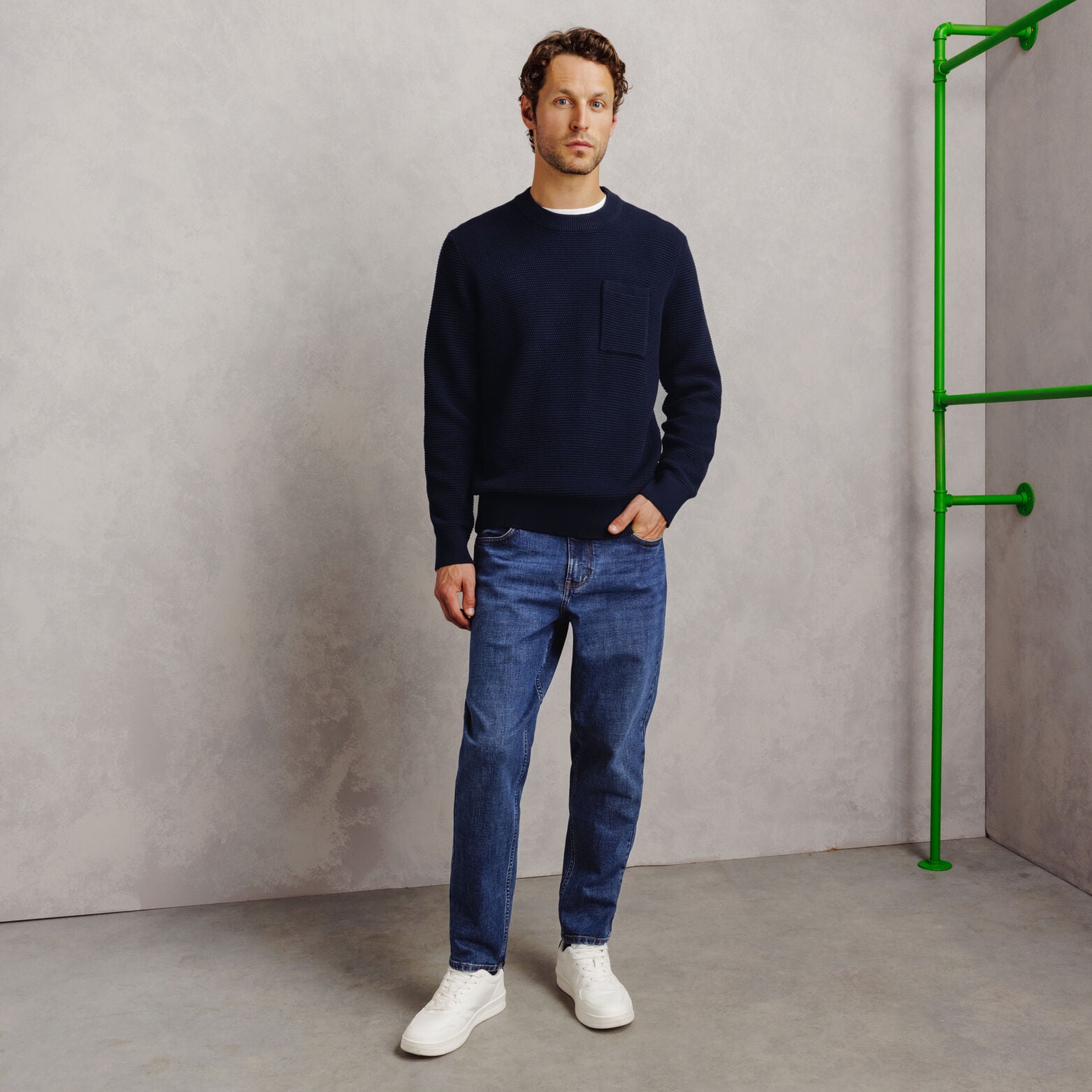 Pull col rond point de riz poche poitrine