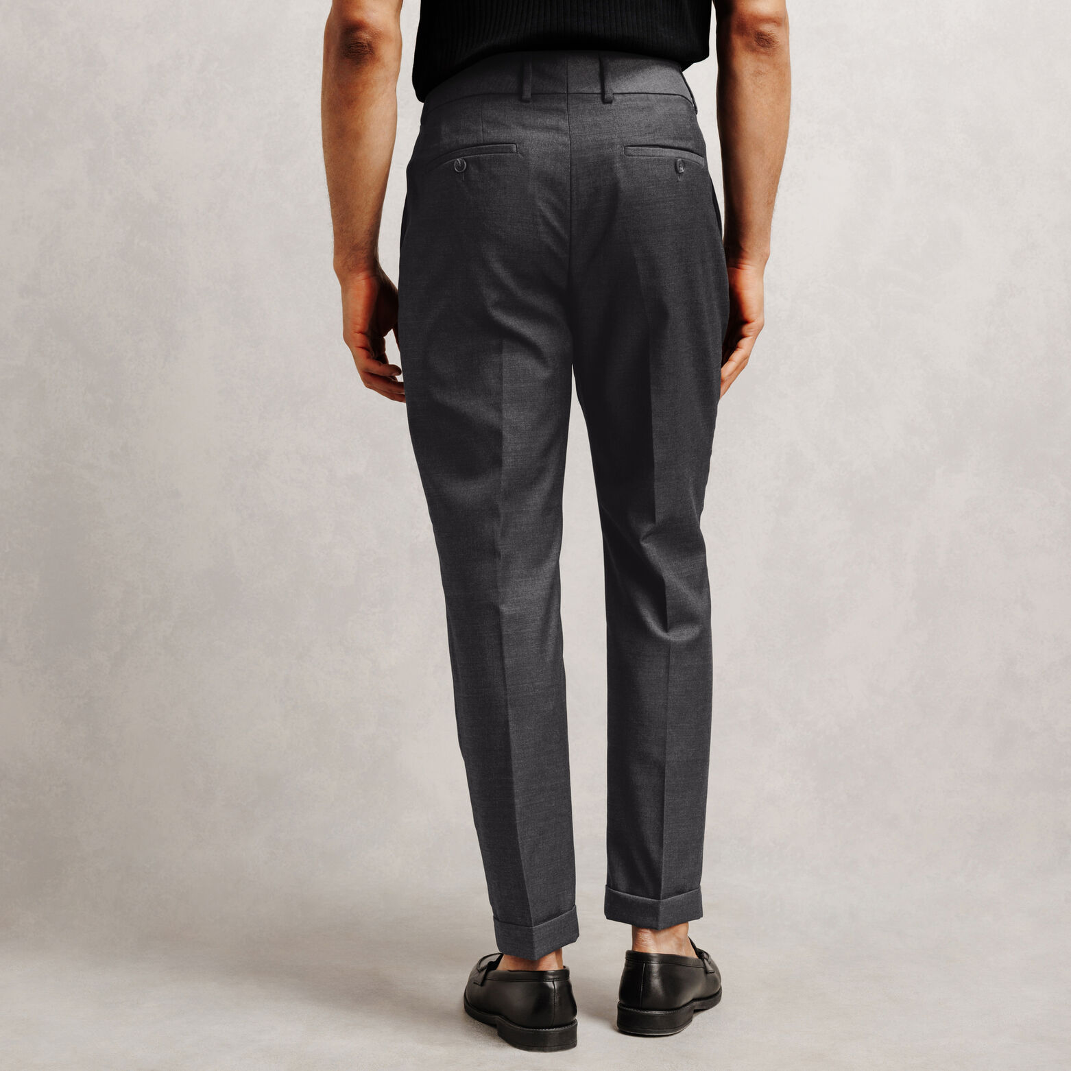 Pantalon chino tapered avec revers