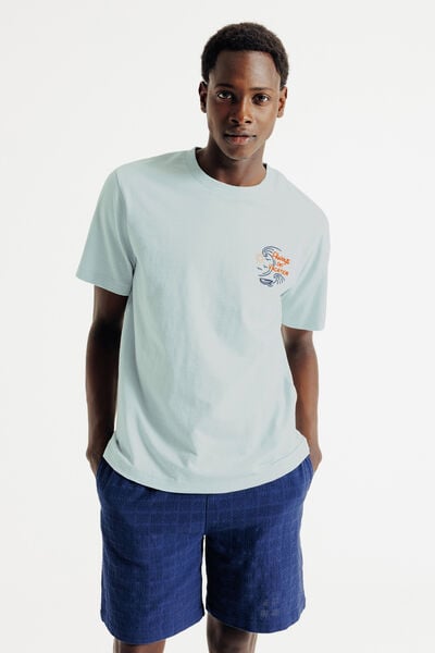 Tee shirt brodé en matière flammée