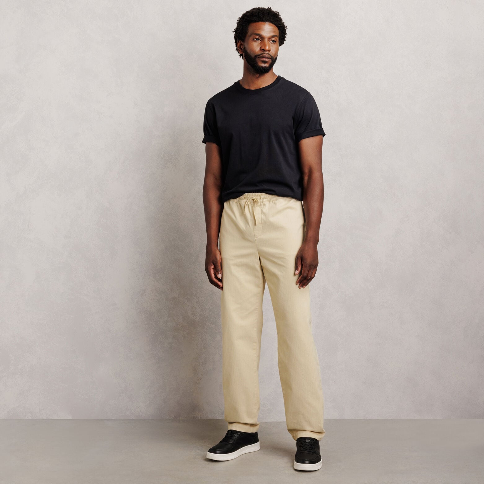Pantalon tapered taille &eacute;lastiqu&eacute;e 100% coton