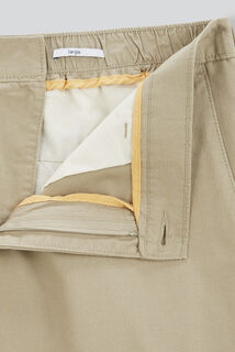 Pantalon chino large coton léger