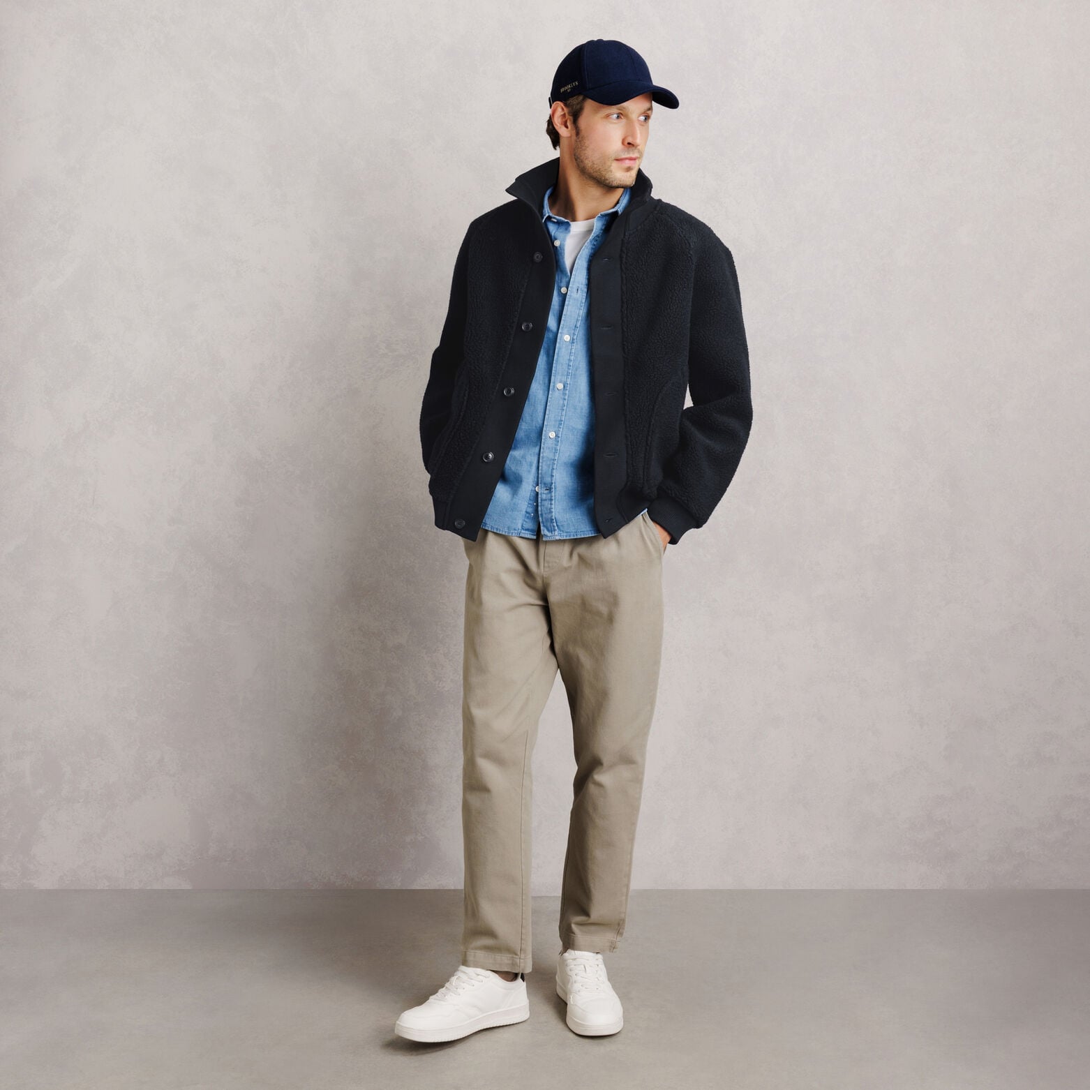 Sweat col montant boutonn&eacute; en sherpa