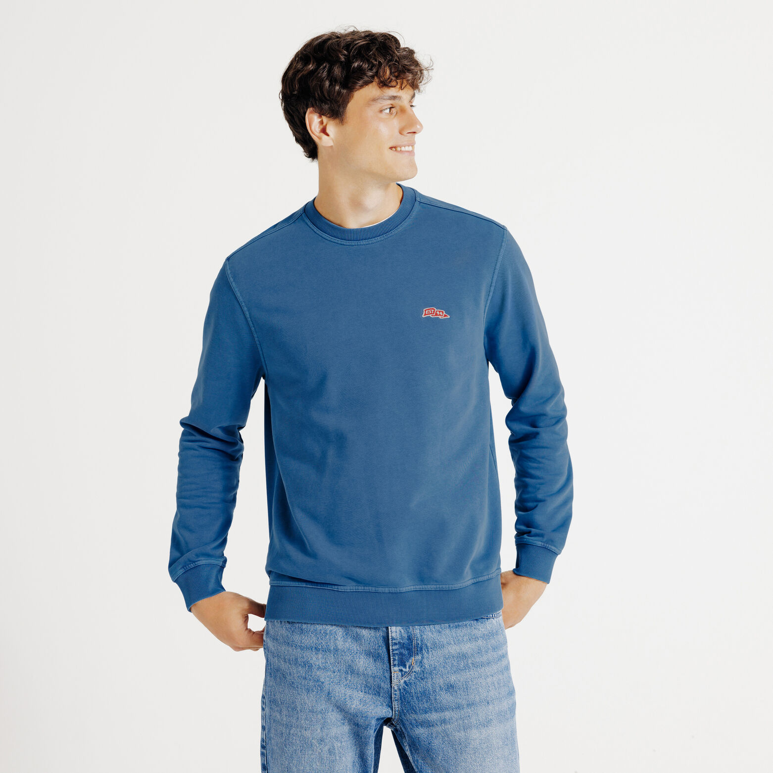 Sweat col rond effet délavé patch