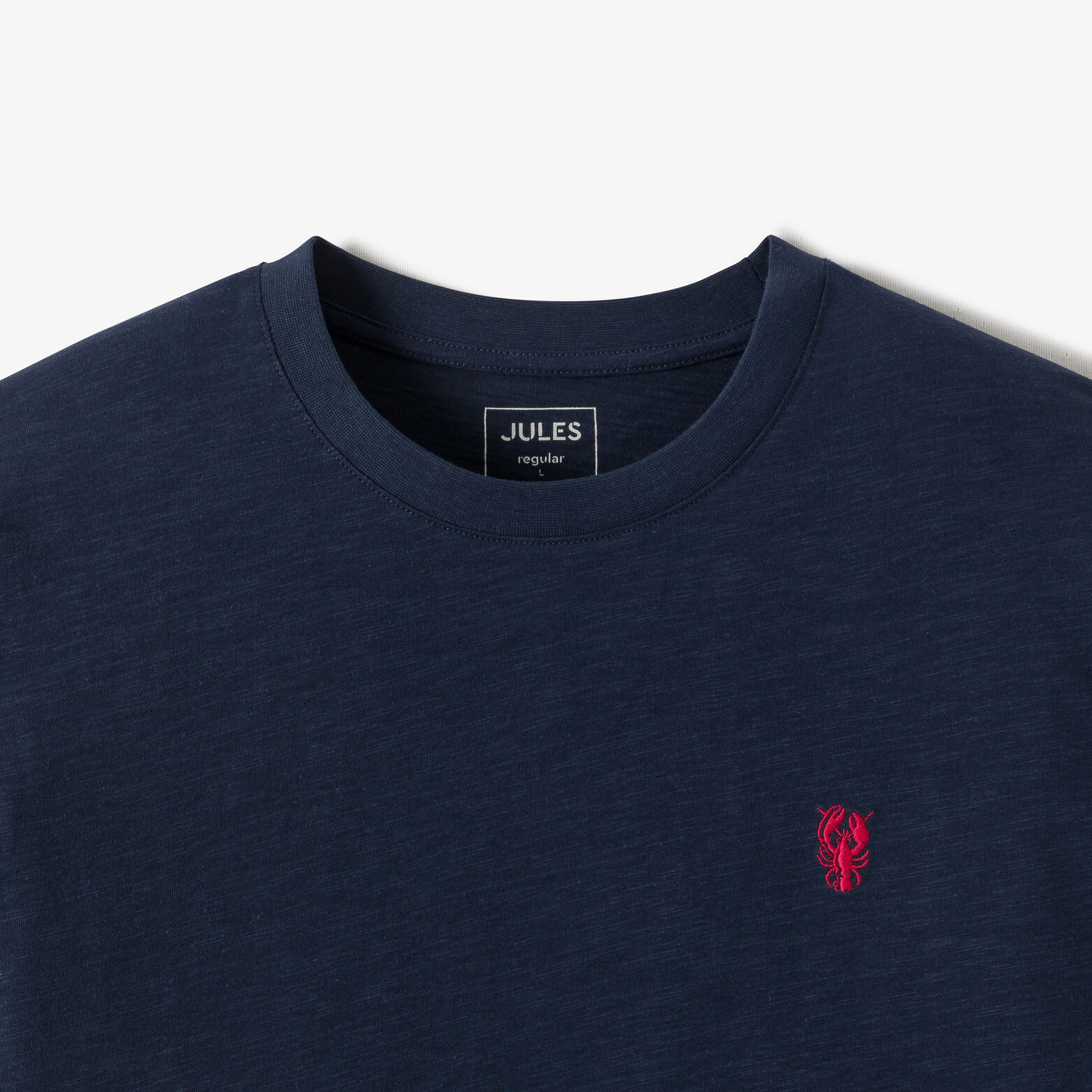 Tee shirt mati&egrave;re flamm&eacute;e broderie poitrine