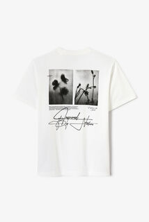 T-shirt met gebloemde print voor- en achteraan