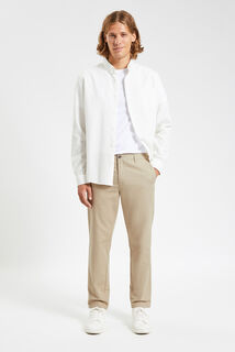 Pantalon chino large coton léger