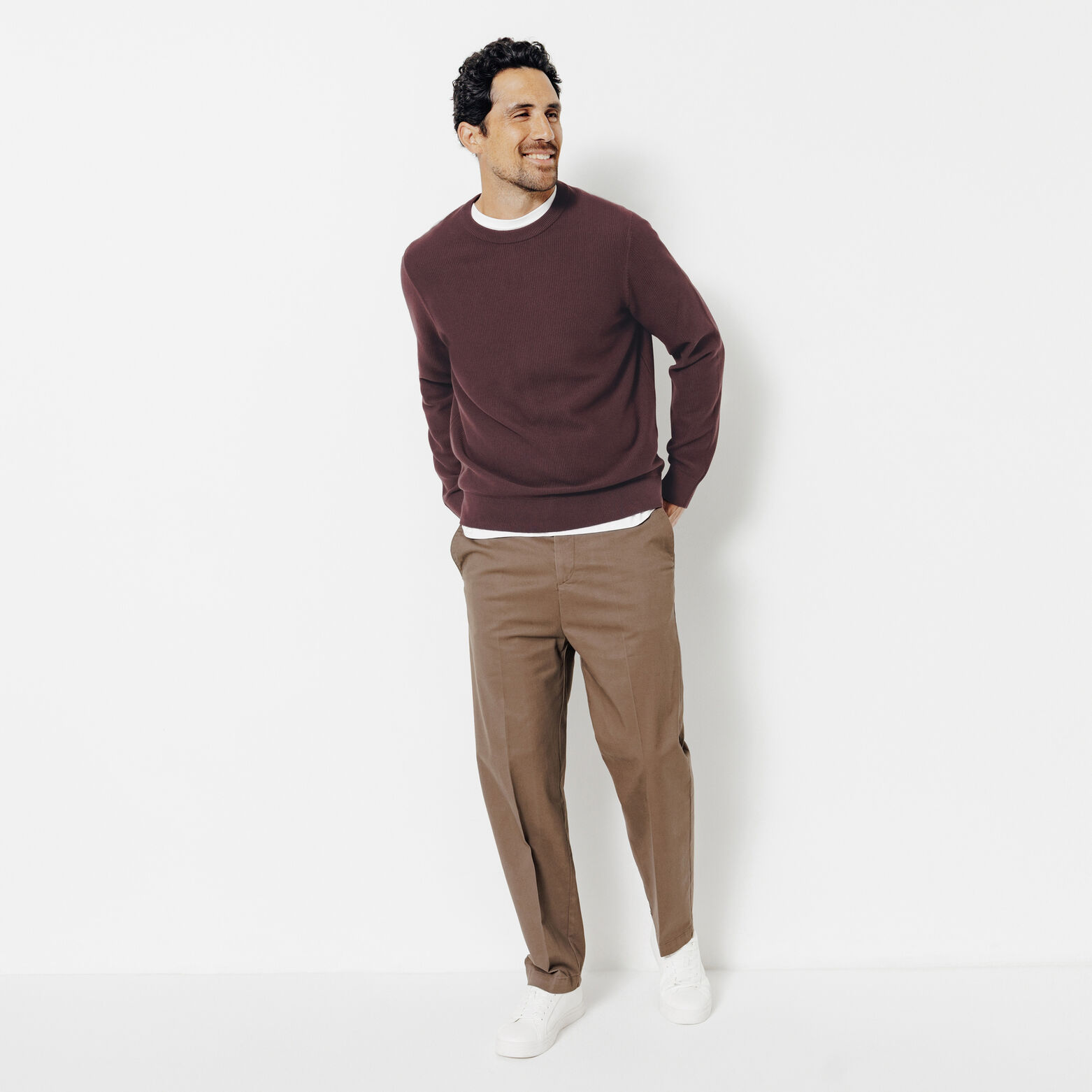 Pull col rond jeux de points fantaisie