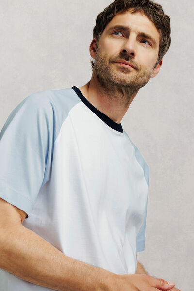 Tee shirt raglan contrast&eacute;