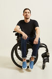 Slim jeans voor personen met beperkte mobiliteit