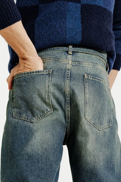 Jean baggy avec ceinture