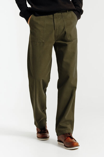 Pantalon baggy détail charpentier