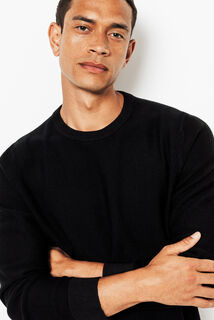 Pull col rond jeux de points fantaisie