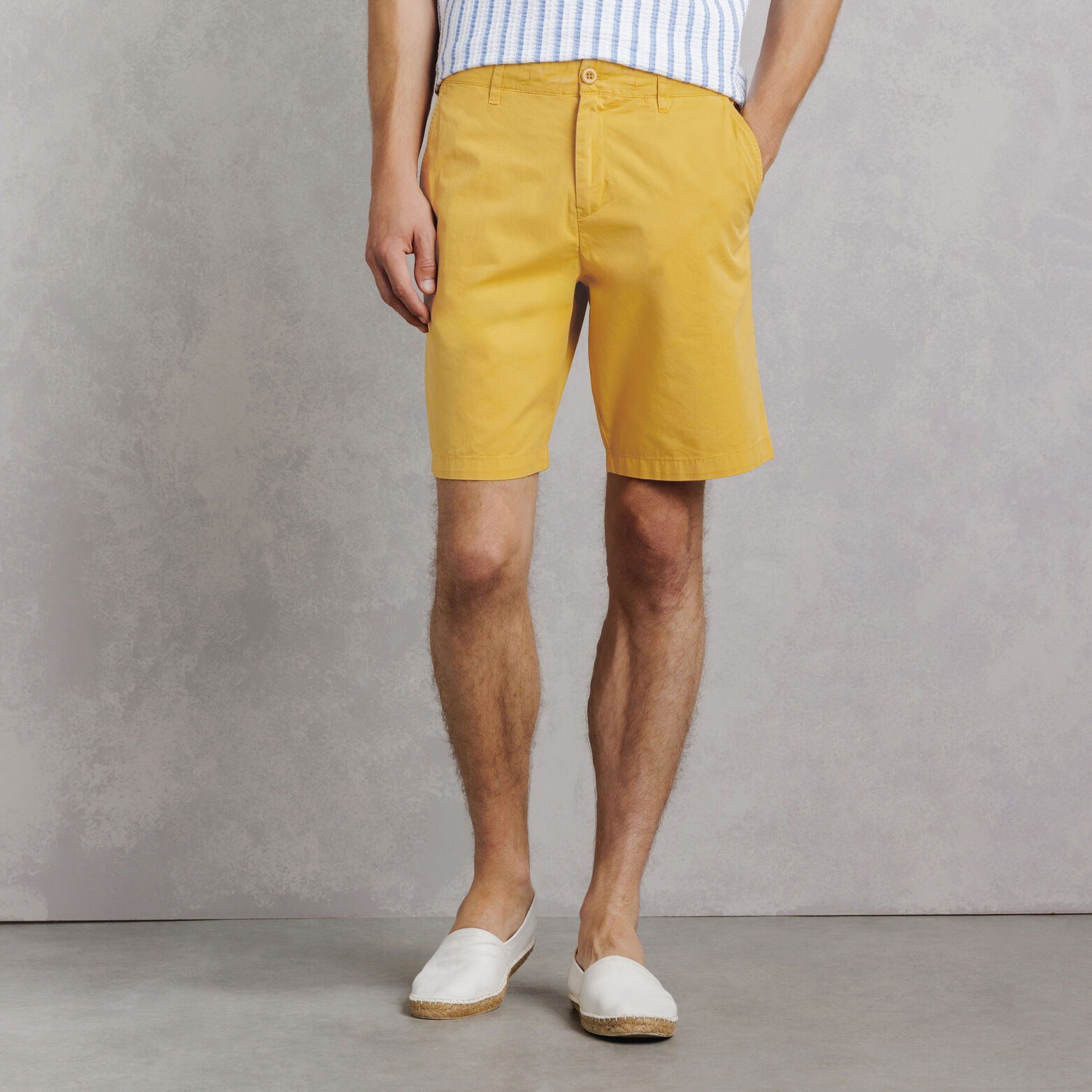 Bermuda chino uni