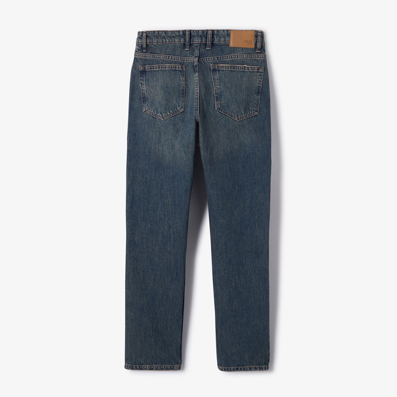 Jean straight d&eacute;lav&eacute;