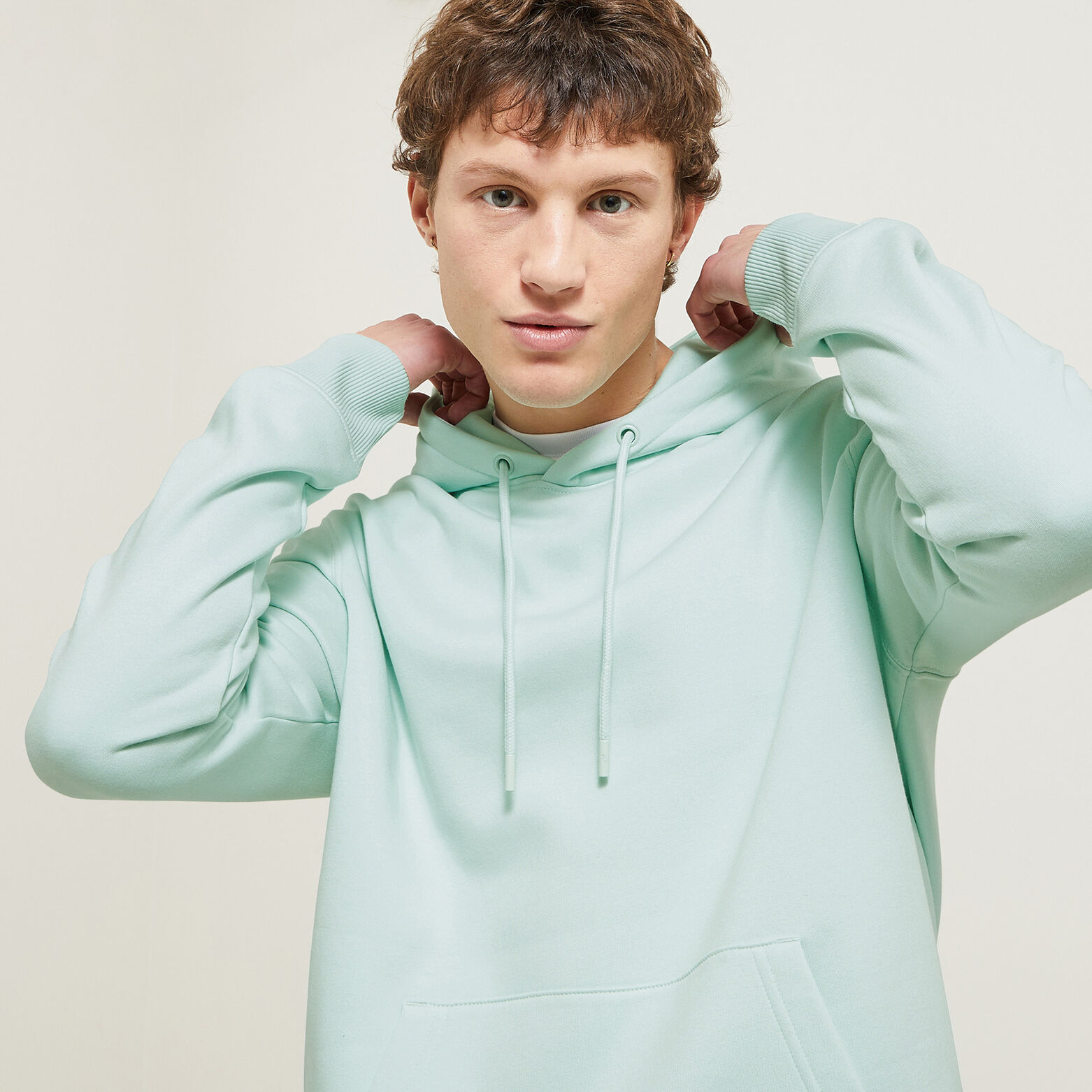 Sweat &agrave; capuche uni