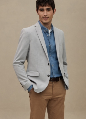 Look Décontracté, costume gris