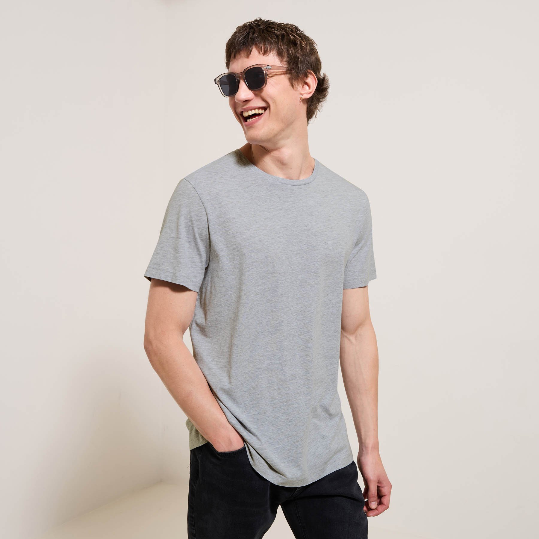 Tee shirt en coton col rond basique Gris XS 95% Coton, 5% Viscose Homme
