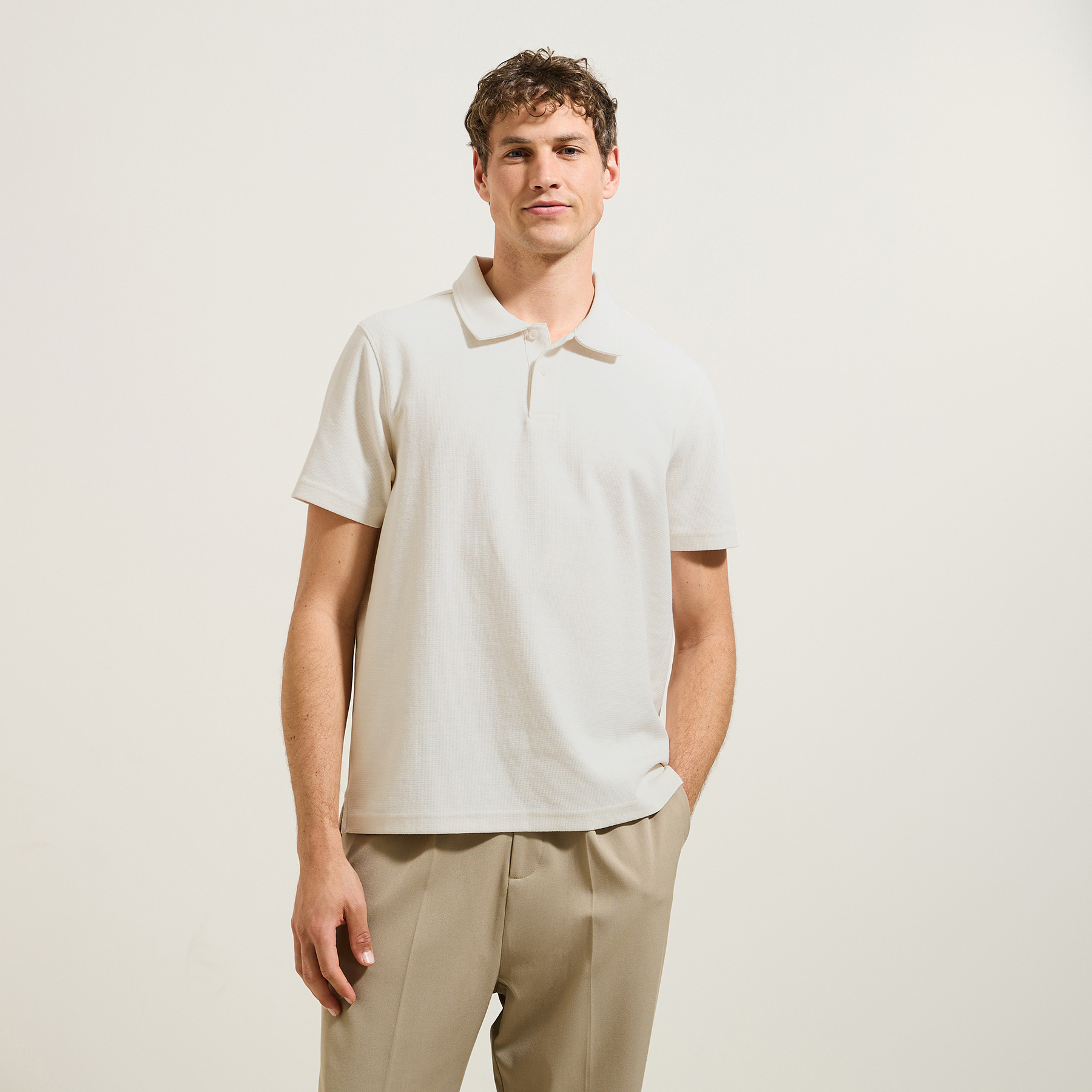 Polo manches courtes relax uni texturé Ecru S 54% Coton, 44% Polyester, 2% Elasthanne Homme
