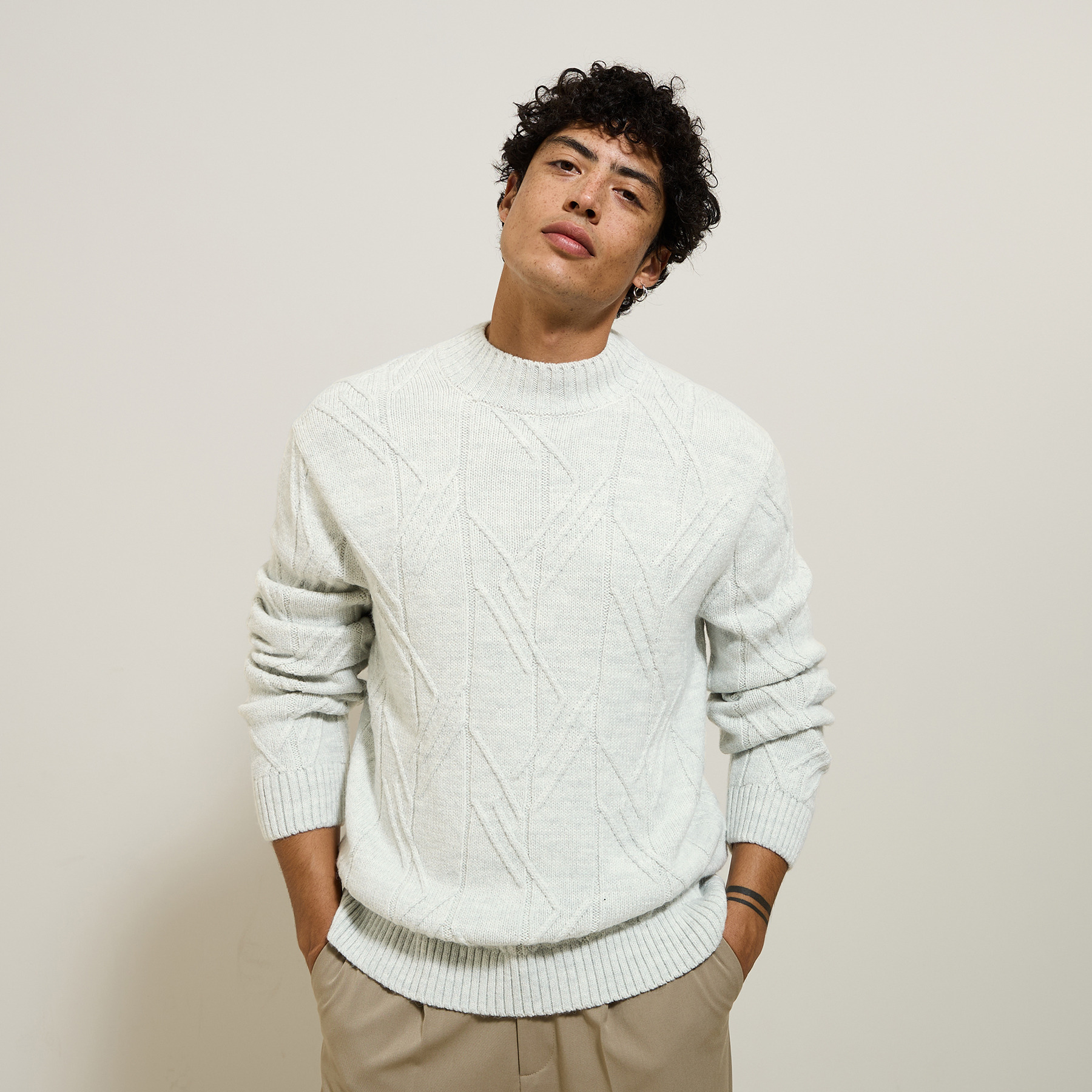 Pull col cheminée avec torsade Ecru XS 77% Acrylic, 13% Coton, 7% Polyester, 3% Polyamide Homme