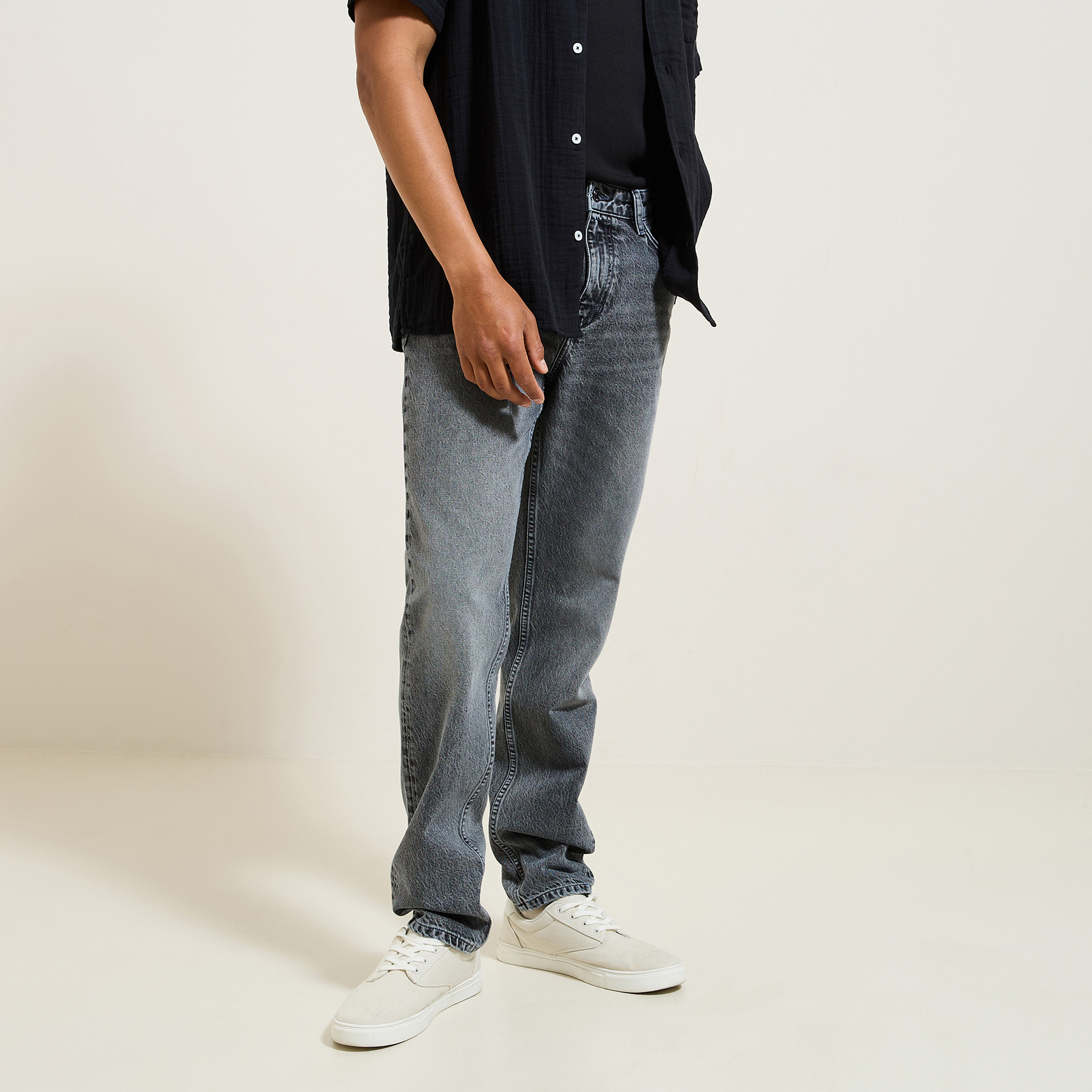 Jean tapered 3 longueurs Gris 36 100% Coton Homme