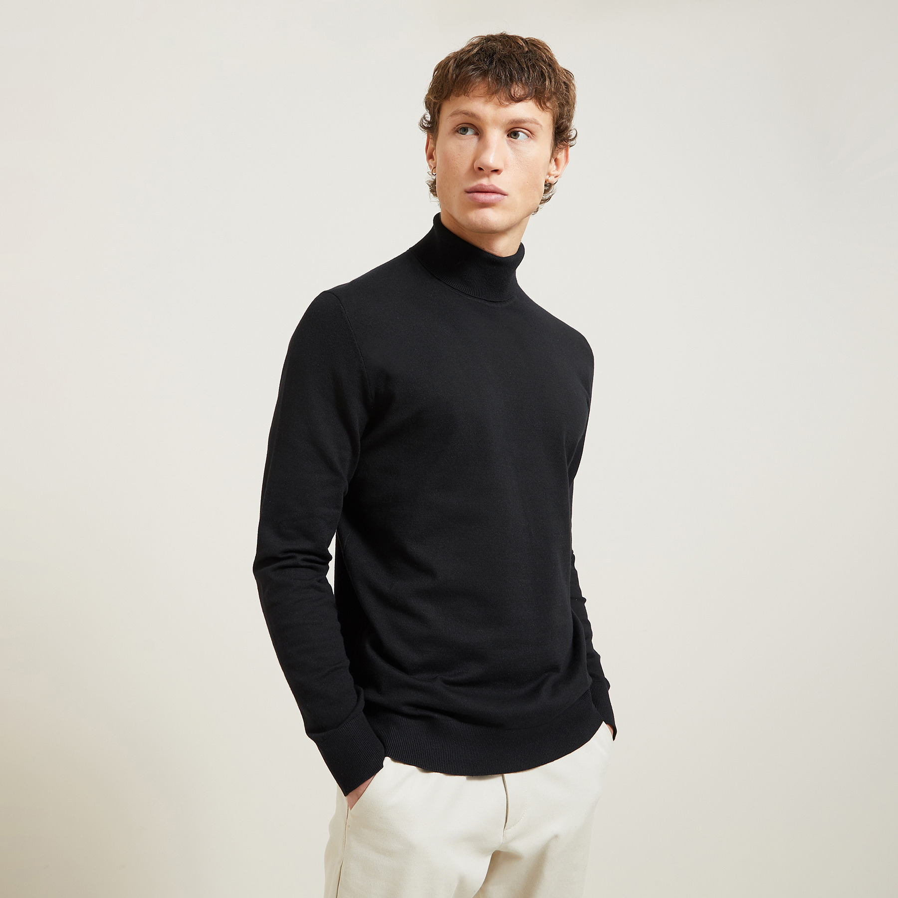 Pull col roulé essentiel Noir XS 60% Polyester, 40% Coton Homme