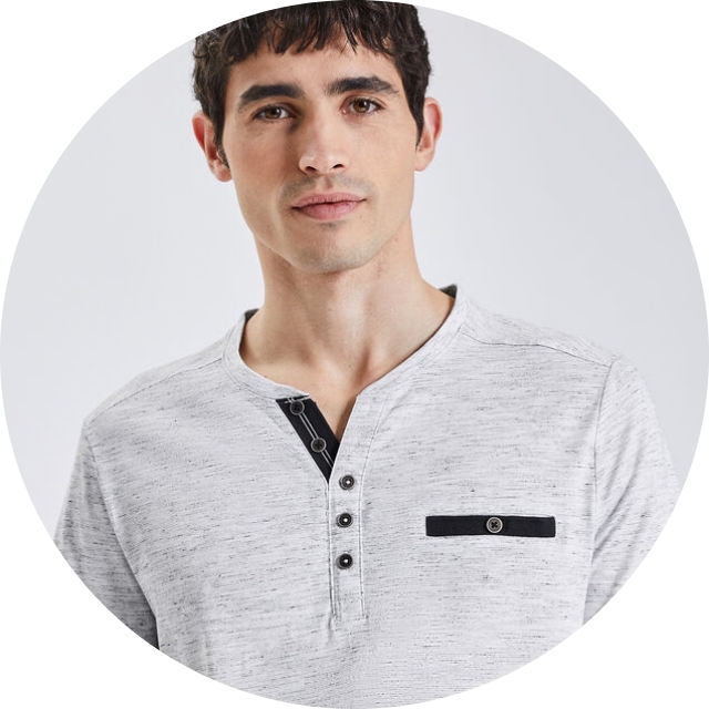 T-shirt col tunisien 